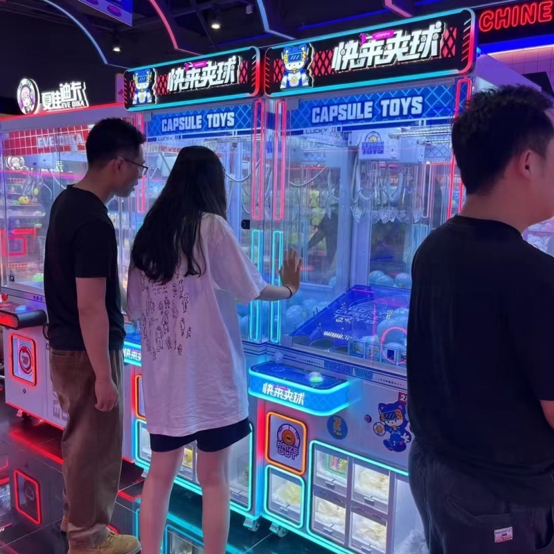 Capsule Toys Claw Machine Cran - Arcade Prize Vending Machine のレビューと価格